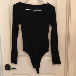 Black knitted shirt